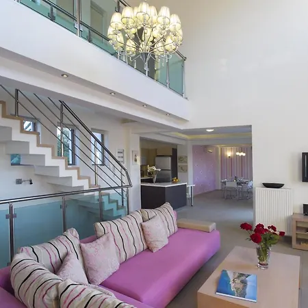 Salvia Villa